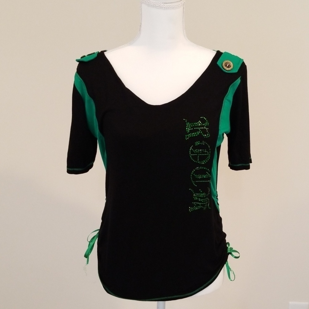 Women's top. Size M
